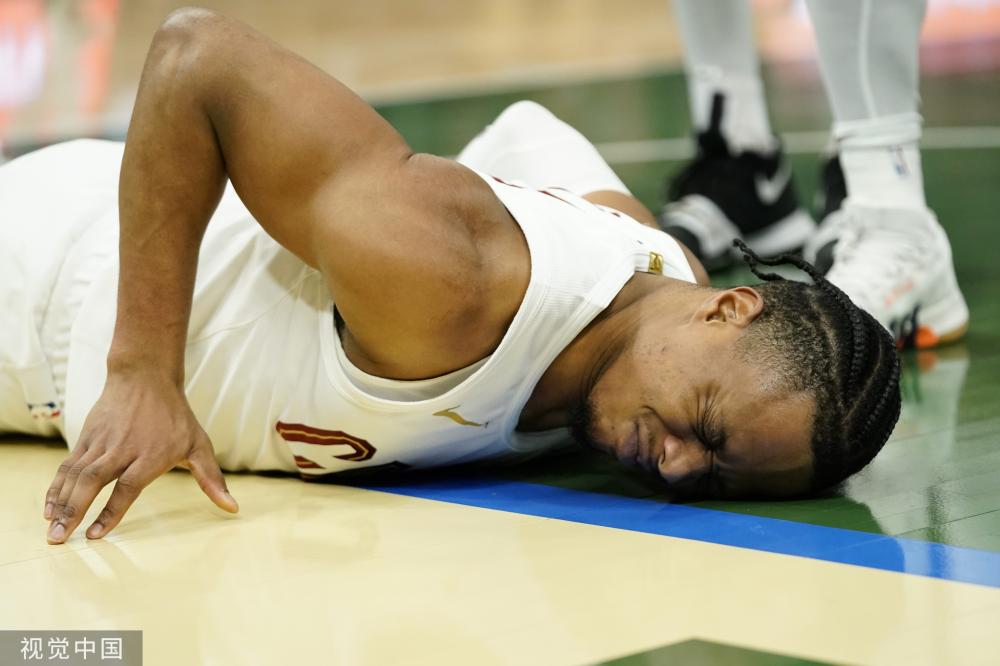 青岛红狮 青岛红狮